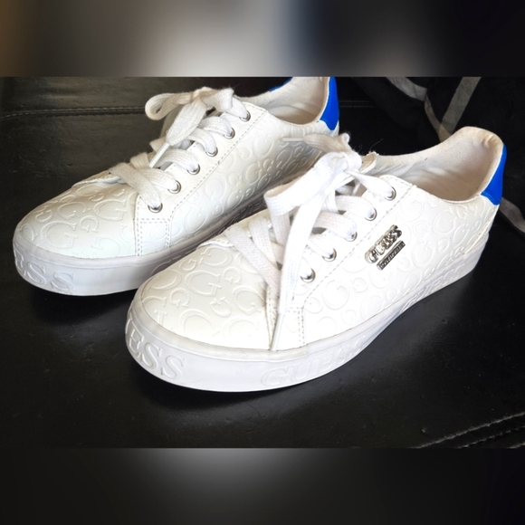 Guess Los Angeles Women's White Blue G Logo - Picture 1 of 8